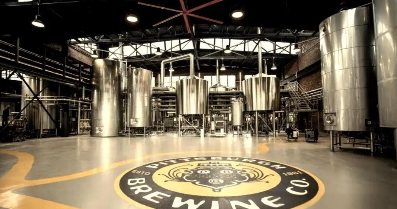 In 2025, the number of craft breweries in the United States decreased by 2.9%, and production fell by 5.1%