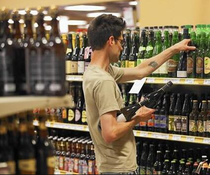 2023年美国烈酒销量连续第二年超过啤酒和葡萄酒